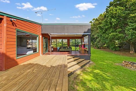 Photo of property in 69 Waipipi Wharf Road, Pollok, Waiuku, 2683