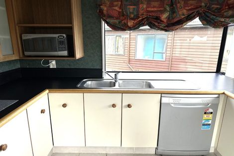 Photo of property in 5a Becker Way, Karori, Wellington, 6012