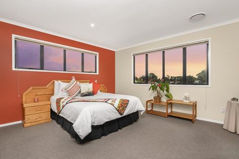 Photo of property in 21 Whitbourne Heights, Manurewa, Auckland, 2105