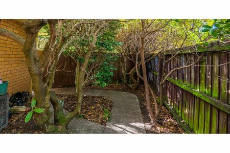 Photo of property in 2/150 Riverlaw Terrace, Saint Martins, Christchurch, 8022