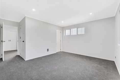 Photo of property in 147d Bucklands Beach Road, Bucklands Beach, Auckland, 2012