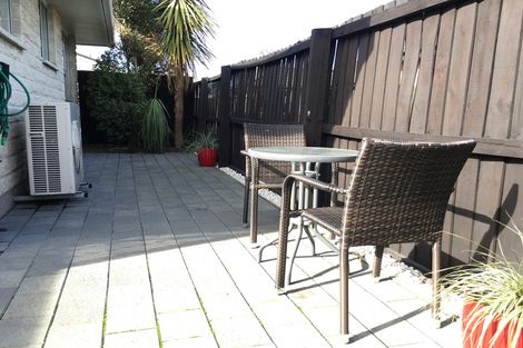 Photo of property in 2/26 Picton Avenue, Riccarton, Christchurch, 8011