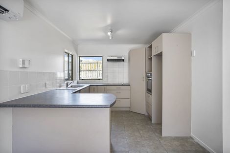 Photo of property in 70d Kayes Road, Pukekohe, 2120