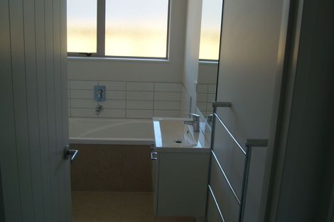 Photo of property in 20 Millbrae Place, Pokeno, 2402