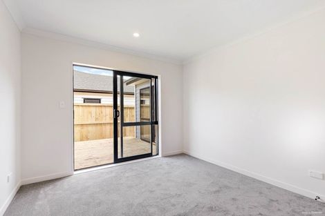 Photo of property in 3 Toropapa Close, Takanini, 2110