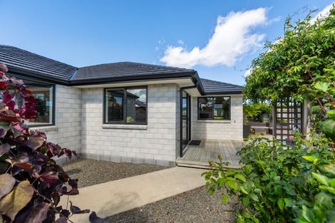 Photo of property in 14 Tangaroa Street, Waitara, 4320