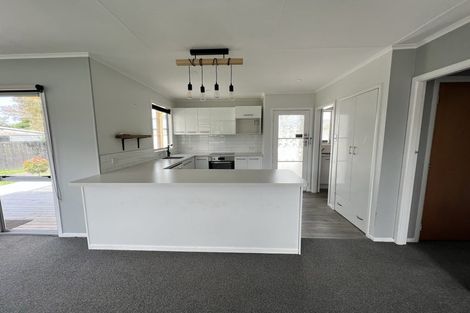 Photo of property in 18 Purcell Place, Melville, Hamilton, 3206