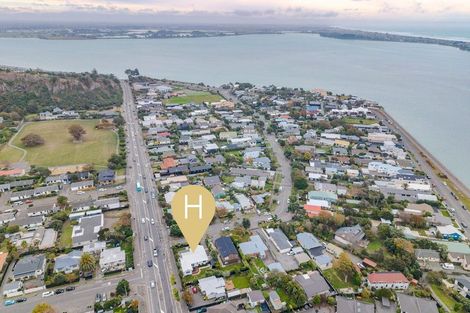Photo of property in 2 Celia Street, Redcliffs, Christchurch, 8081