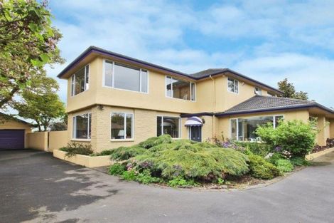 Photo of property in 222 Yaldhurst Road, Avonhead, Christchurch, 8042