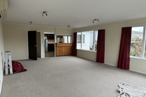 Photo of property in 6 Walker Avenue, Paremata, Porirua, 5026