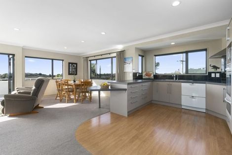 Photo of property in 306 Papamoa Beach Road, Papamoa Beach, Papamoa, 3118