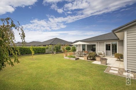 Photo of property in 12 Pohutukawa Parade, Riverhead, 0820