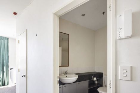 Photo of property in Hume House, 152u9 The Terrace, Wellington Central, Wellington, 6011