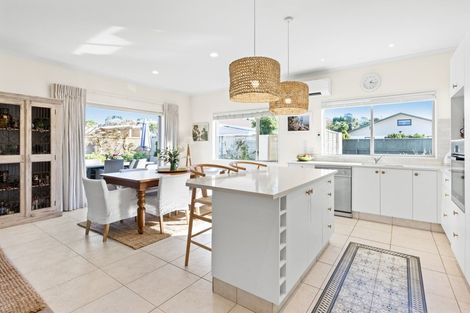Photo of property in 17c Hetley Crescent, Taradale, Napier, 4112