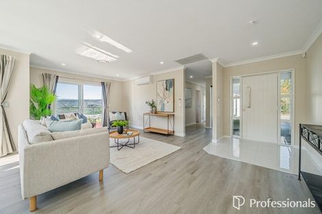 Photo of property in 17 Lindis Lane, Kelson, Lower Hutt, 5010