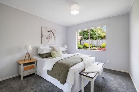 Photo of property in 8 Godwin Court, Unsworth Heights, Auckland, 0632