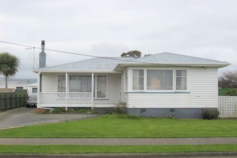 Photo of property in 174 Tiro Tiro Road, Levin, 5510
