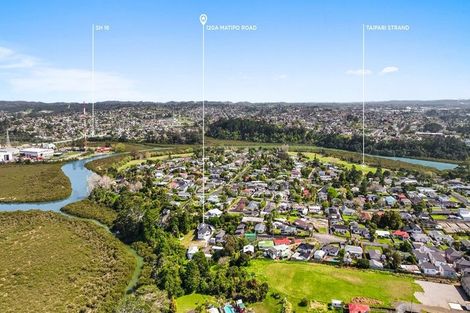 Photo of property in 120a Matipo Road, Te Atatu Peninsula, Auckland, 0610