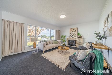Photo of property in 19 Holly Grove, Maungaraki, Lower Hutt, 5010