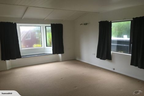 Photo of property in 8 Claret Place, Henderson, Auckland, 0612