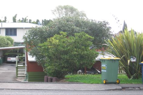 Photo of property in 2/64 Mcleod Road, Te Atatu South, Auckland, 0610