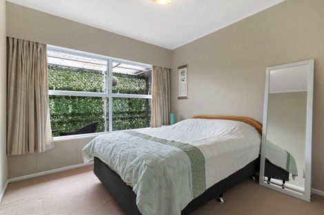Photo of property in 714 East Coast Road, Pinehill, Auckland, 0632