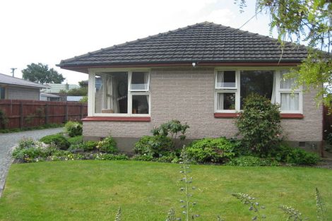 Photo of property in 19 Sturrocks Road, Redwood, Christchurch, 8051
