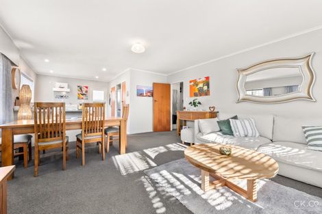 Photo of property in 43a Ludlam Crescent, Woburn, Lower Hutt, 5010