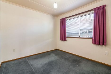 Photo of property in 37 Colwyn Street, Bryndwr, Christchurch, 8053