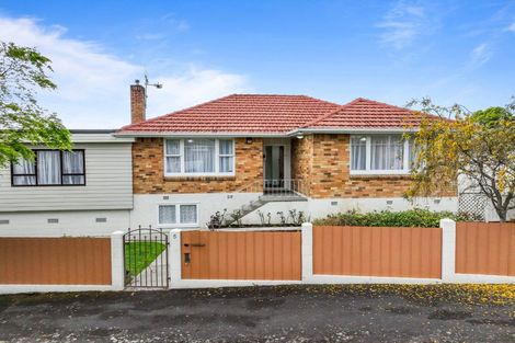 Photo of property in 5 Johnsview Terrace, Hillcrest, Hamilton, 3216