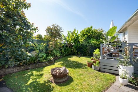 Photo of property in 19 Vigor Brown Street, Napier South, Napier, 4110
