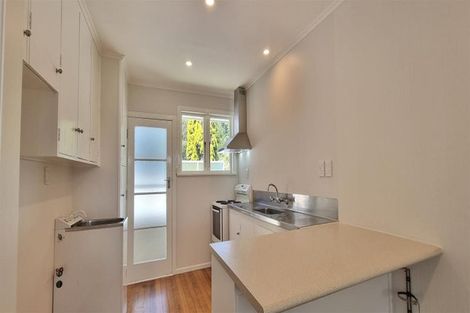 Photo of property in 105 Te Atatu Road, Te Atatu South, Auckland, 0610