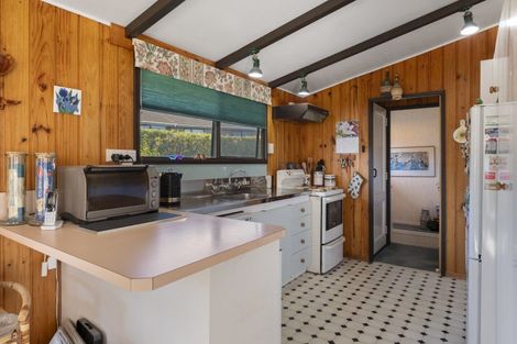 Photo of property in 48 Harvey Street, Waipahihi, Taupo, 3330