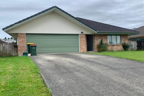 Photo of property in 30 Liddesdale Place, Papakura, 2110