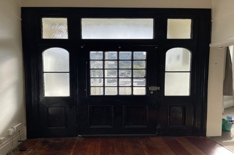 Photo of property in 91 Tasman Street, Mount Cook, Wellington, 6021