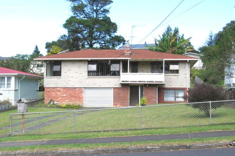 Photo of property in 29 Sheridan Drive, New Lynn, Auckland, 0600