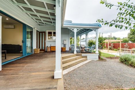 Photo of property in 44 Mcgreevy Street, Waipawa, 4210