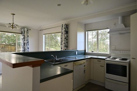 Photo of property in 24 Loughanure Place, Massey, Auckland, 0614