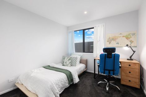 Photo of property in 2b Kaiaho Close, Aotea, Porirua, 5024