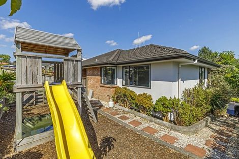 Photo of property in 35 Jadewynn Drive, Massey, Auckland, 0614
