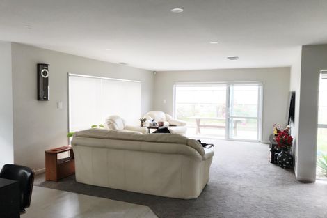 Photo of property in 28 Bayvista Drive, Karaka, Papakura, 2113