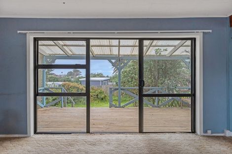 Photo of property in 8-10 Kelly Street, Baylys Beach, Dargaville, 0377