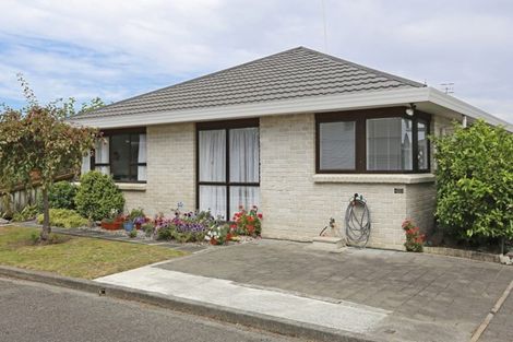 Photo of property in 49c Church Road, Taradale, Napier, 4112