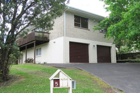 Photo of property in 5 Seakens Way, Glen Eden, Auckland, 0602