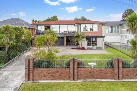 Photo of property in 76 Jaemont Avenue, Te Atatu South, Auckland, 0610