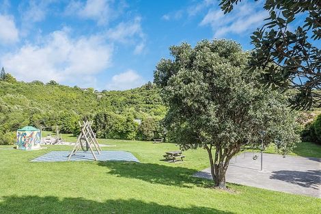 Photo of property in 22 Kaitawa Crescent, Paraparaumu, 5032