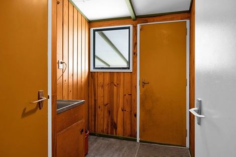 Photo of property in 4 Quin Crescent, Hawera, 4610