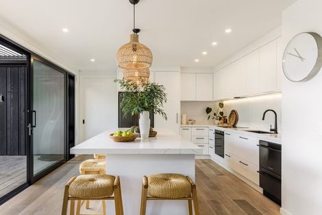 Photo of property in 162 Kupe Drive, Whitianga, 3510