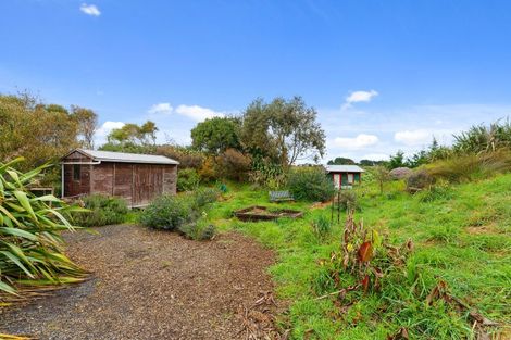 Photo of property in 24 Strathnaver Glen, Waikawa Beach, Levin, 5573
