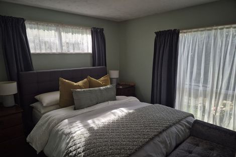 Photo of property in 73 Arcon Drive, Broomfield, Christchurch, 8042